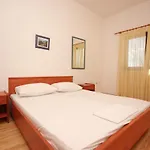 By The Sea Podstrana, Split - 2087 Apartment *